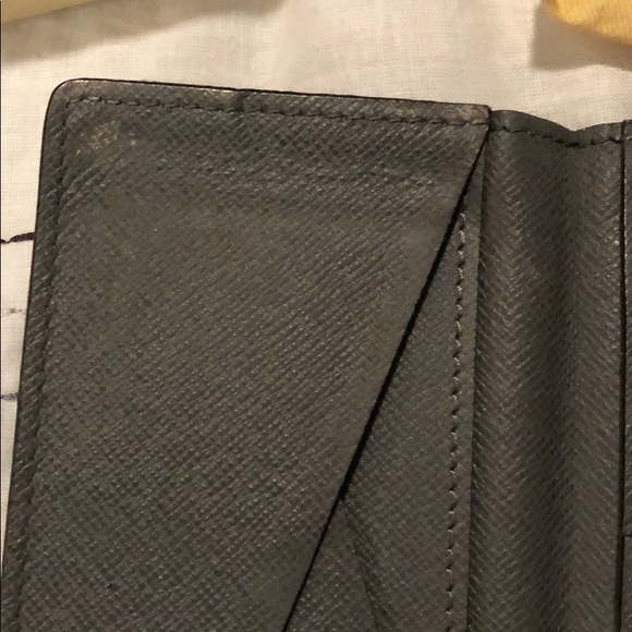 Louis Vuitton Wallet - Picture 6 of 7